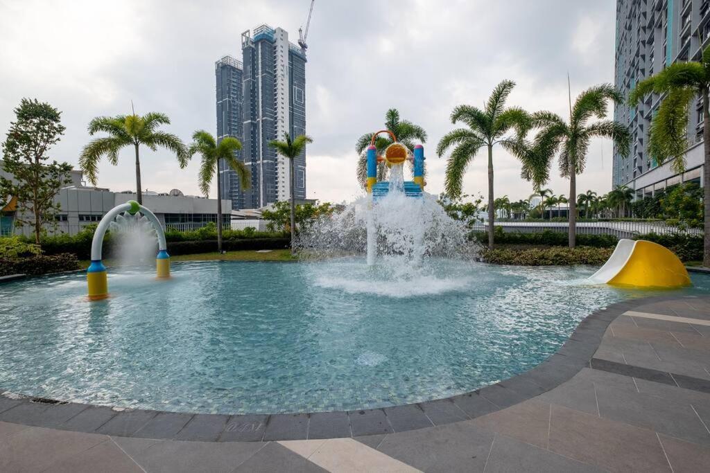Trion @ Kl Tropical Night Beauty Mrt Free Bus Apartment