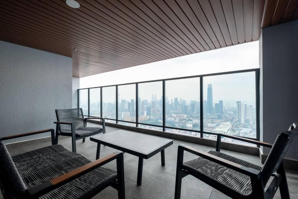 Trion @ Kl Tropical Night Beauty Mrt Free Bus Apartment