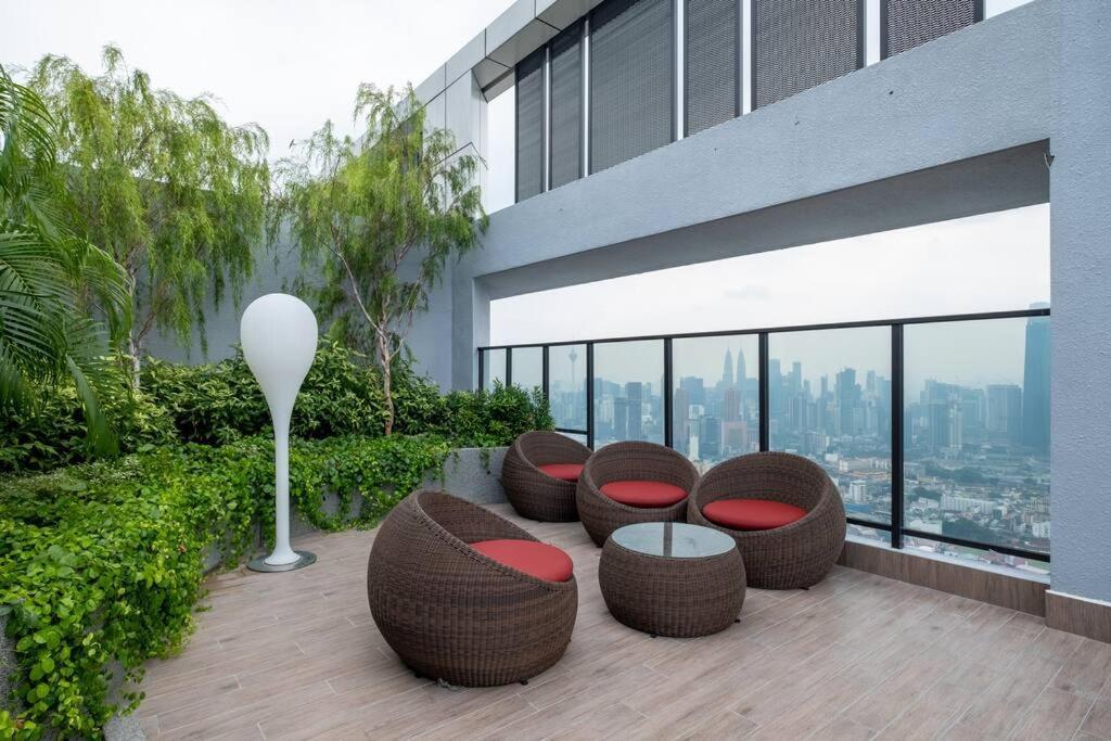 Trion @ Kl Tropical Night Beauty Mrt Free Bus Apartment *